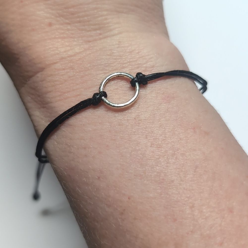 516 Black Adjustable Slider Bracelet with Silver Ring